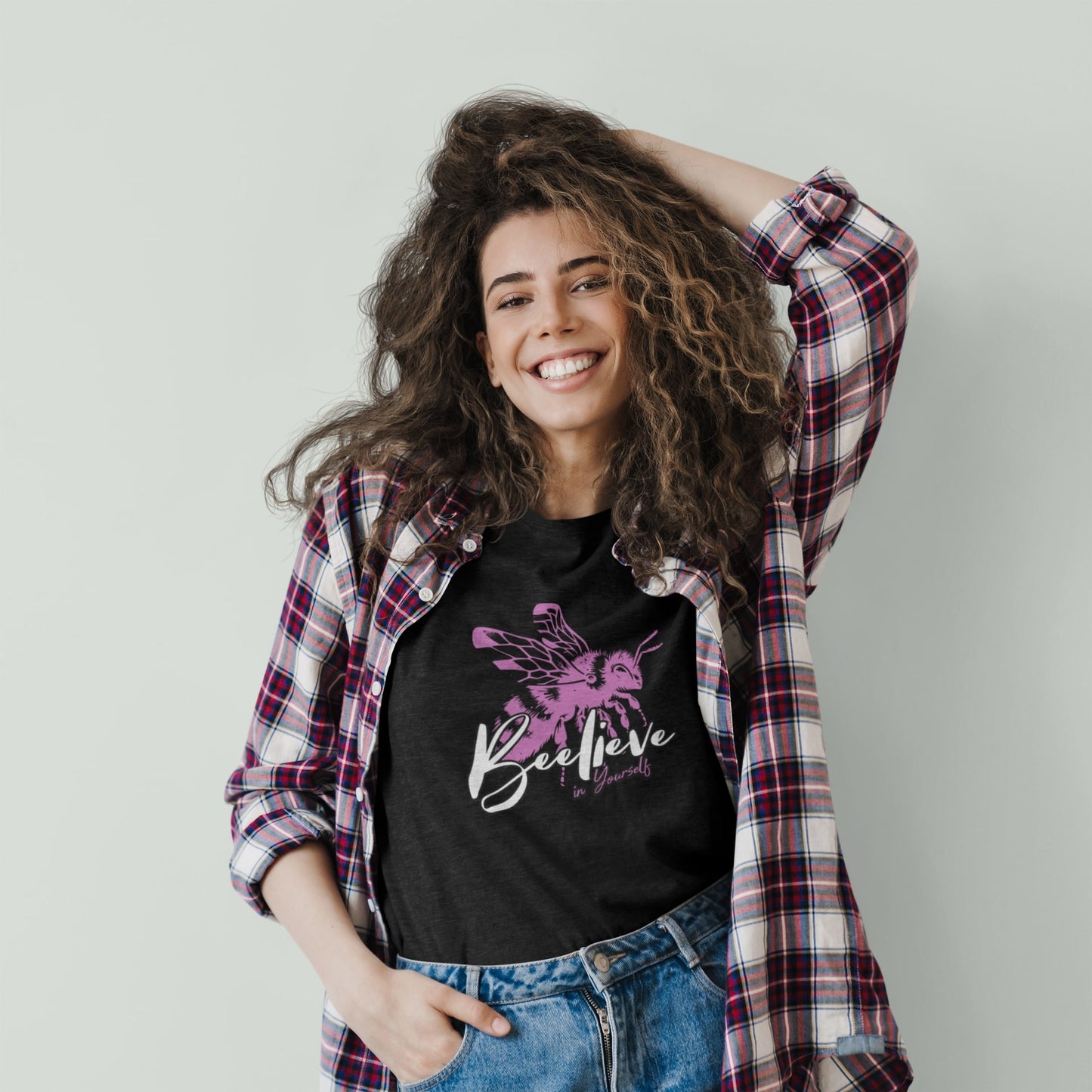 Sustainable T-Shirt – Bee