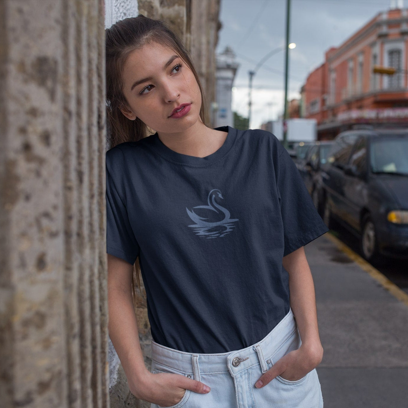Sustainable T-Shirt – Swan