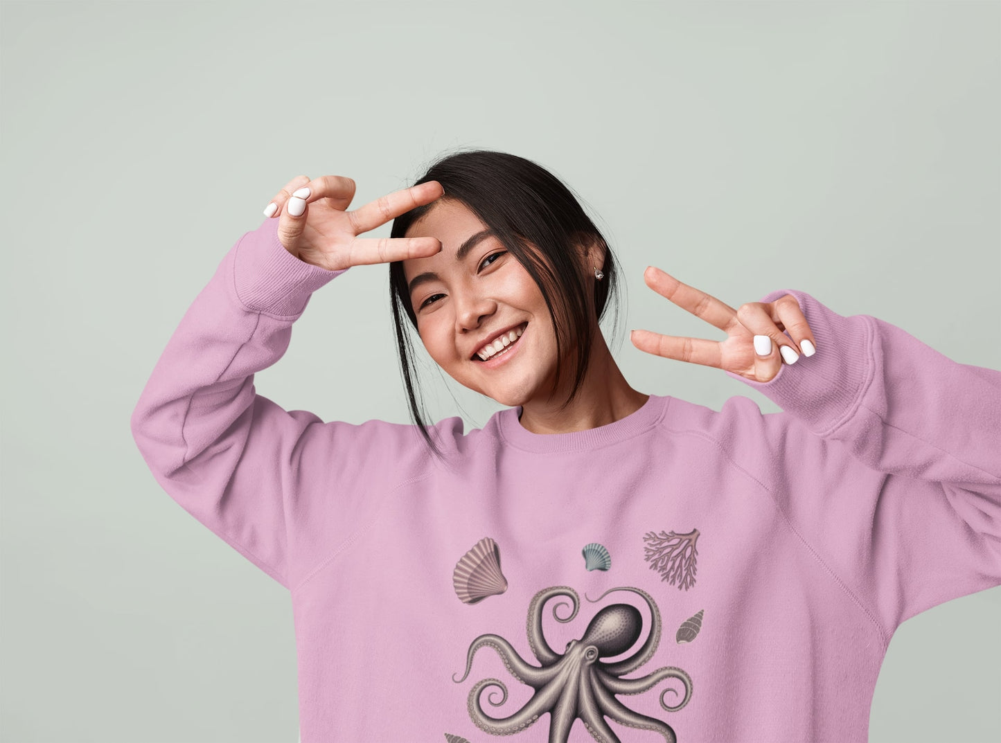 Woman's Sustainable Sweatshirt – Octopus